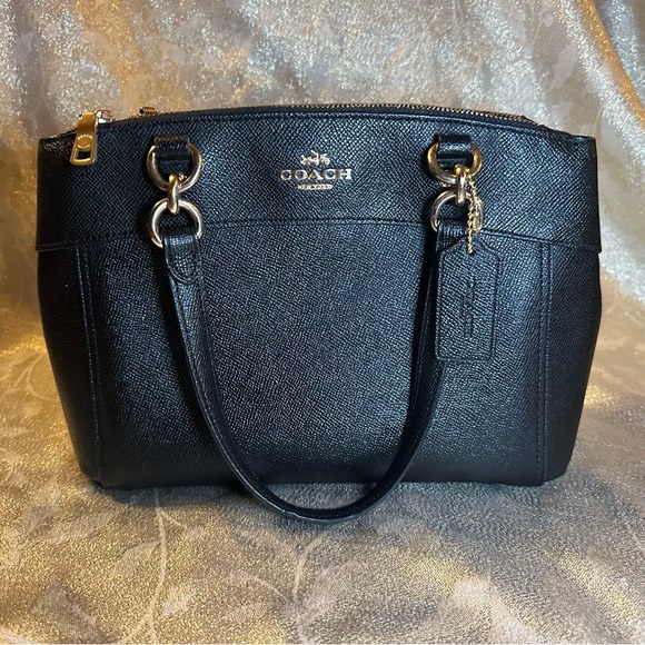 Coach Shoulder Bag w/ gold tone crossbody chain unbranded - Picture 3 of 9